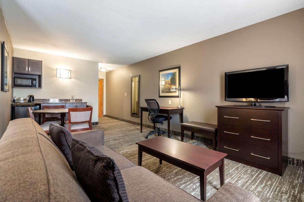 Hotel Western Pembina &